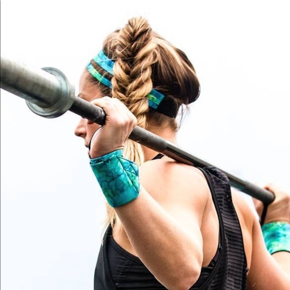 NWOT Vull Sports x Barbella Box headband - Picture 3 of 3